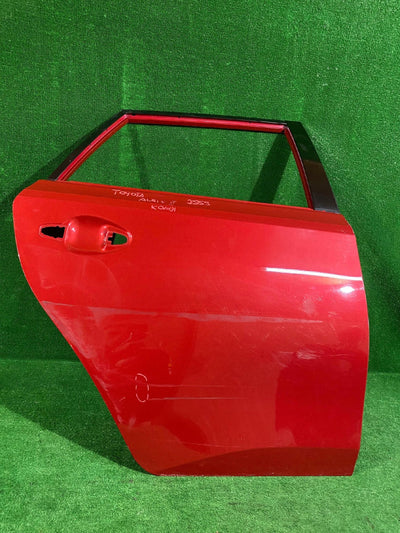 DRZWI TYŁ TYLNE PRAWE TOYOTA AURIS II KOMBI NR.2559
