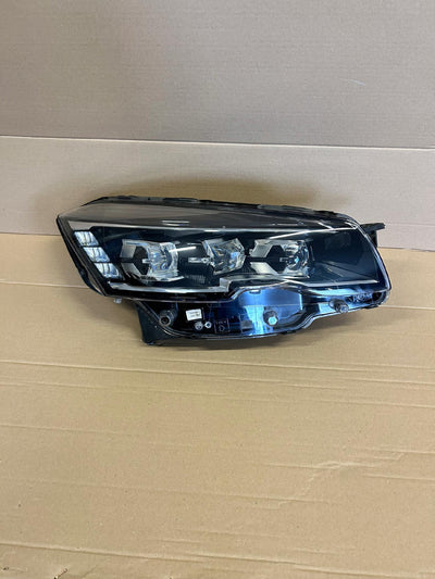 REFLEKTOR PRAWY PEUGEOT 508 LIFT FULL LED nr.021