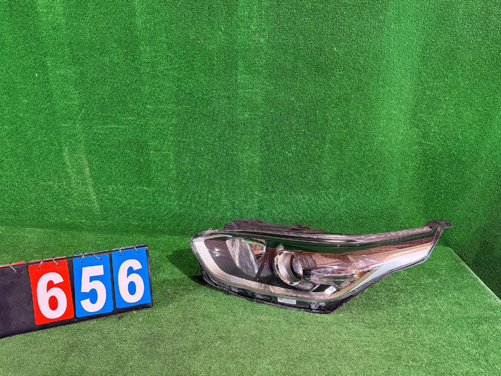 REFLEKTOR LEWY KIA CEED III NR:656