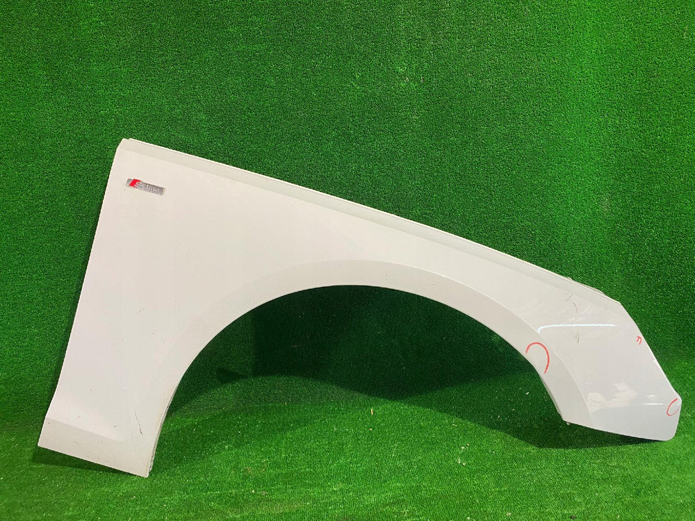 BŁOTNIK PRZEDNI PRAWY AUDI A4 B9 LIFT NR.55