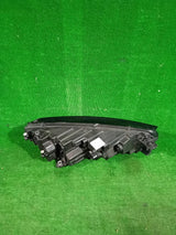 REFLEKTOR LEWY PRZÓD SKODA OCTAVIA IV FULL LED 19- NR.805