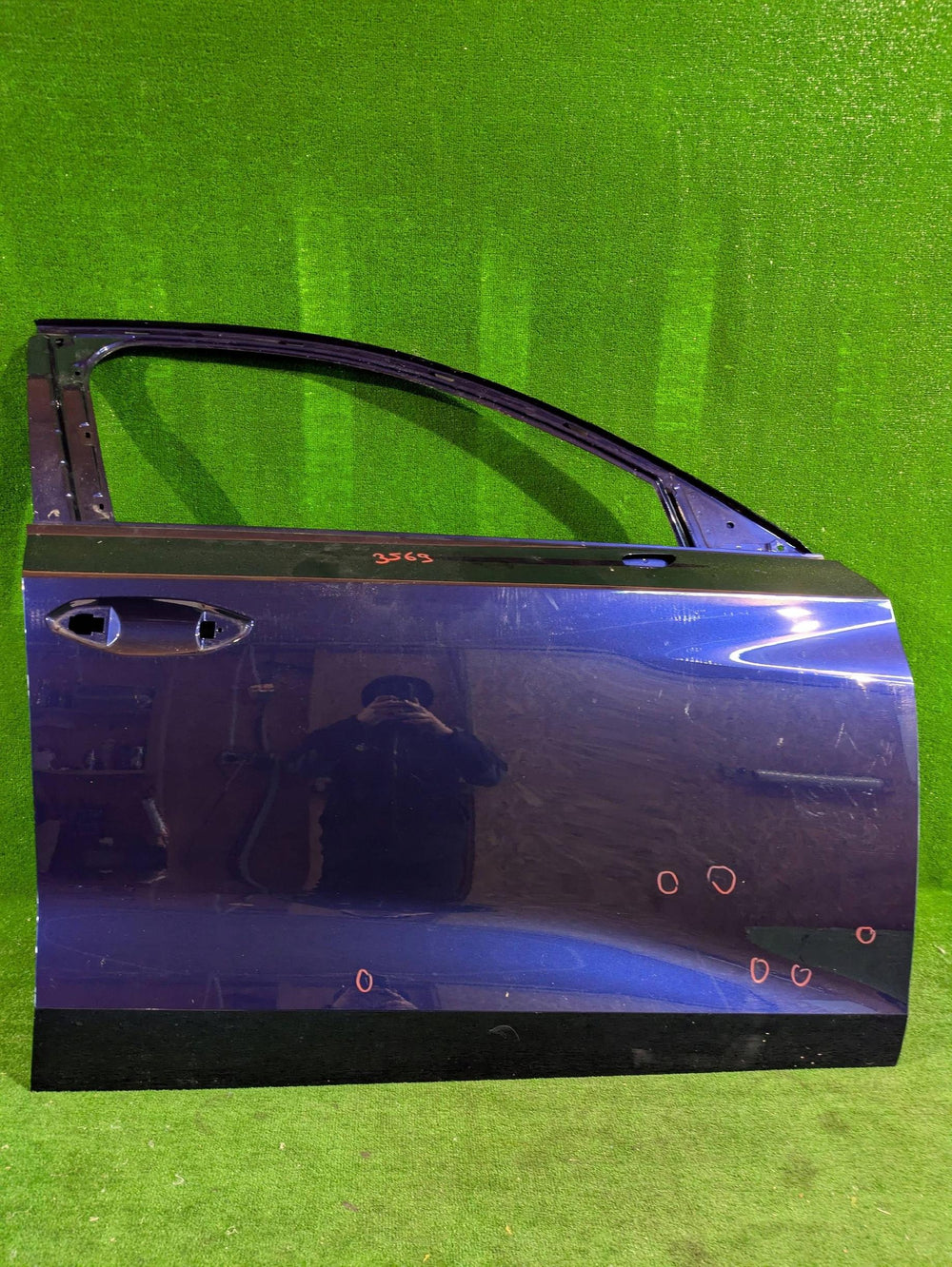 DRZWI PRZEDNIE PRAWE PRAWY PRZÓD AUDI A3 8Y NR.3569