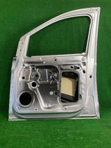 DRZWI PRAWE PRZEDNIE VW CADDY 2K7 V 20-
