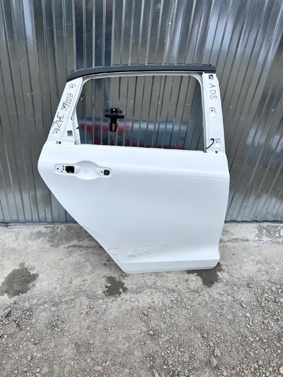 DRZWI TYŁ TYLNE PRAWE HONDA JAZZ V nr.00
