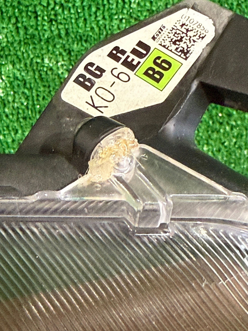 REFLEKTOR PRAWY TOYOTA YARIS IV nr:382