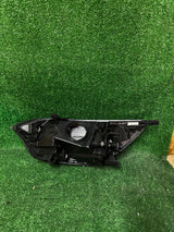 REFLEKTOR PRAWY KIA RIO III