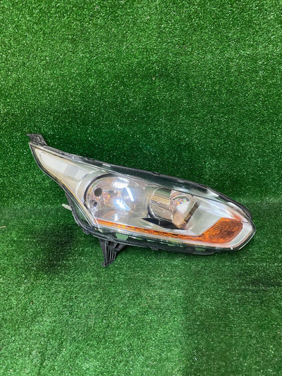 REFLEKTOR PRAWY FORD TRANSIT CONNECT MK2