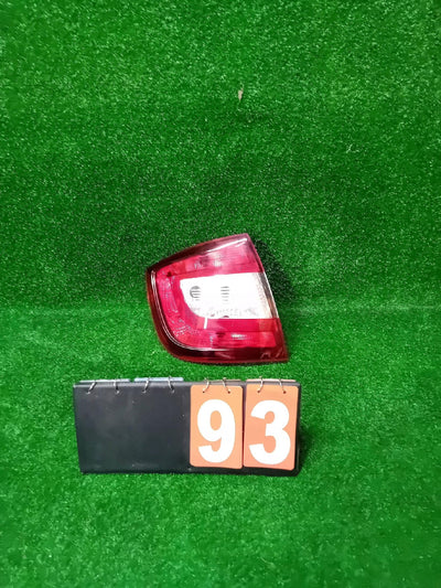 LAMPA TYŁ TYLNA LEWA SKODA RAPID LIFT HB 15 - 5JA NR.93