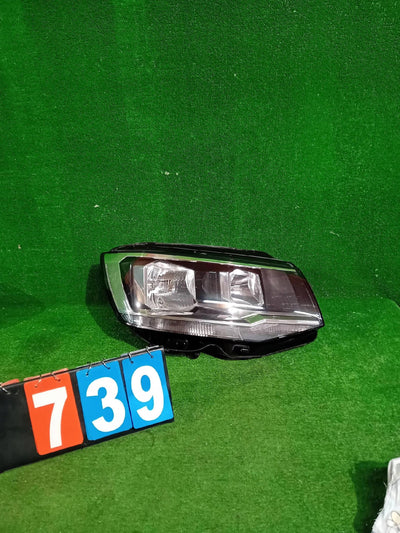 REFLEKTOR PRAWY PRZÓD VW T6 15- NR.739
