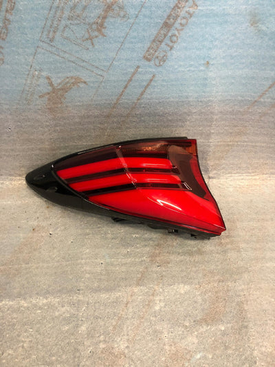 LAMPA LEWA LEWY TYŁ TYLNA TOYOTA CHR C-HR LIFT nr.00