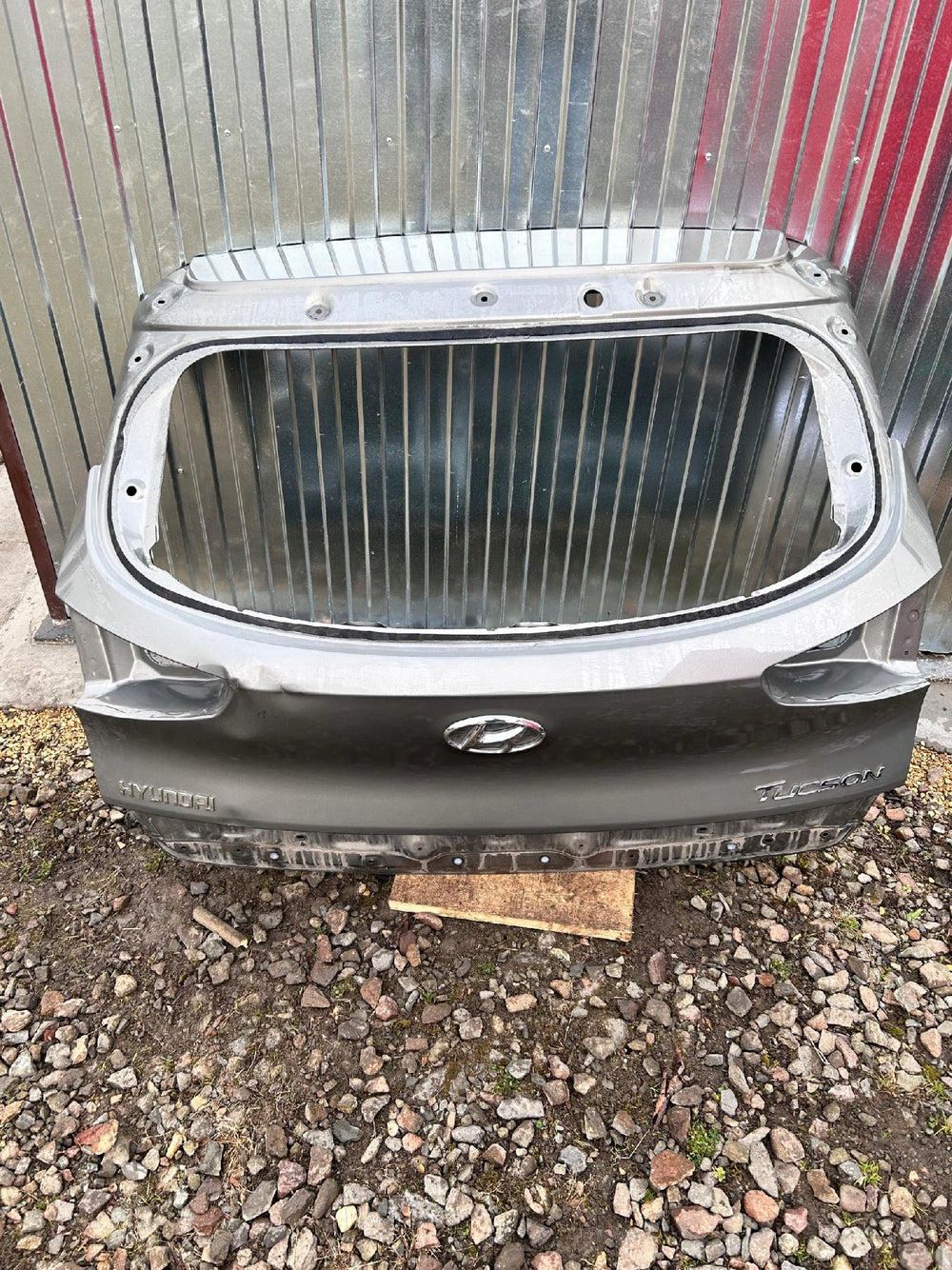 KLAPA BAGAŻNIKA HYUNDAI TUCSON III LIFT nr.00
