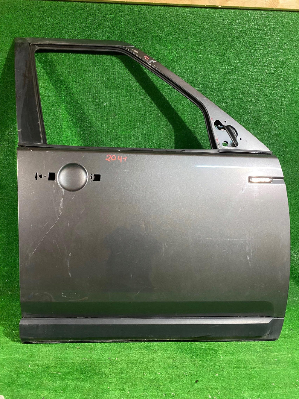 DRZWI PRZEDNIE PRAWE LAND ROVER DISCOVERY III IV 04-17 NR.2041