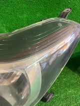 REFLEKTOR LEWY TOYOTA YARIS III LIFT 14-17 nr:242