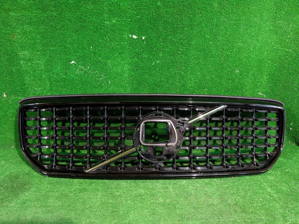 GRILL ATRAPA CHŁODNICY VOLVO XC40 LIFT R-DESIGN NR.13