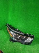 REFLEKTOR PRAWY PRZÓD TOYOTA HIGHLANDER IV FULL LED 20- NR.792