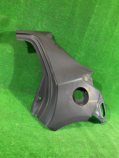 BŁOTNIK TYLNY LEWY TOYOTA YARIS III