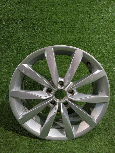 ALUFELGA FELGA ALUMINIOWA VW GOLF VII 17” 7J ET49 NR.81