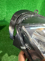 REFLEKTOR PRAWY BMW X5 F15 X6 F16 XENON NIESKRĘTNY 7290054 nr:685