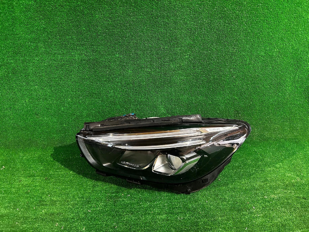 REFLEKTOR LEWY MERCEDES B-KLASA W247 FULL LED