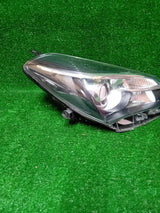 REFLEKTOR PRAWY TOYOTA YARIS III LIFT 14-16