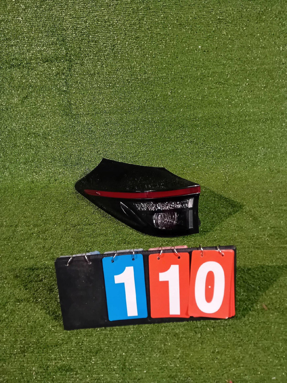 LAMPA TYŁ TYLNA TOYOTA YARIS CROSS LED 20- NR.110