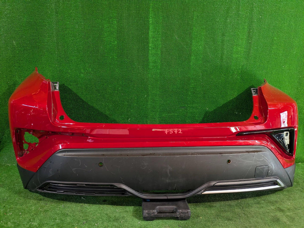 ZDERZAK TYLNY TYŁ TOYOTA C-HR LIFT 19- NR.7572