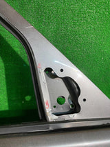 DRZWI PRZEDNIE PRAWE LAND ROVER DISCOVERY III IV 04-17 NR.2041