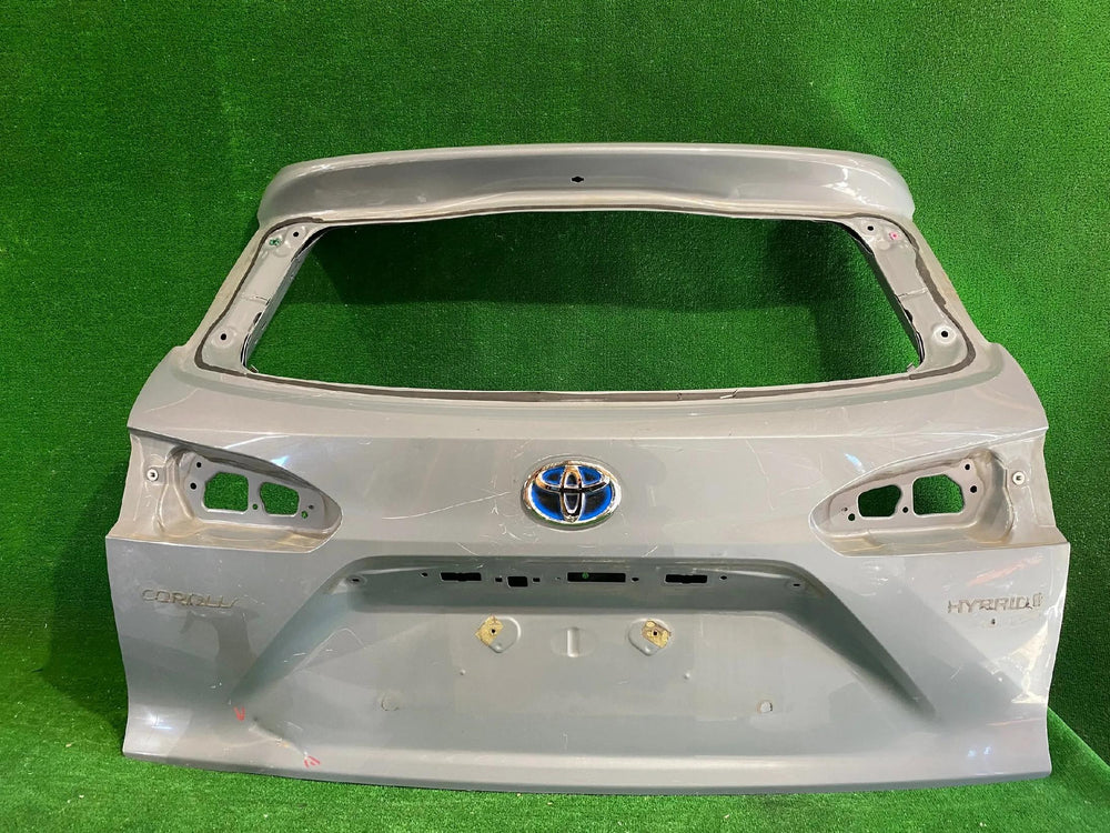 KLAPA TYLNA TYŁ TOYOTA COROLLA CROSS