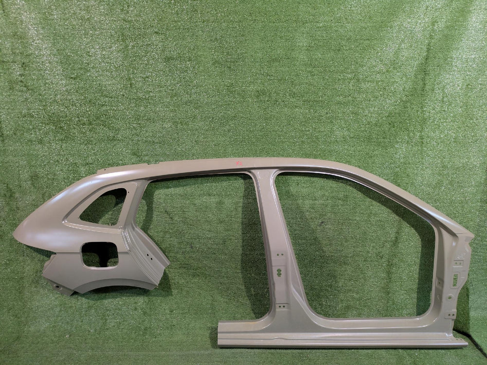 PRÓG PRAWY SŁUPEK SKODA SCALA 657 NR.72