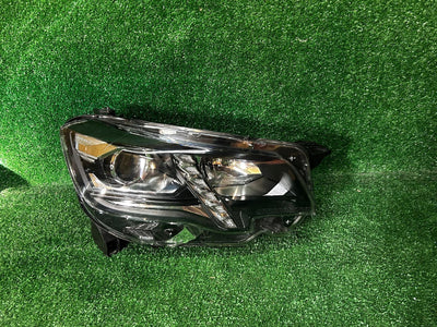 REFLEKTOR PRAWY PEUGEOT RIFTER LED nowy
