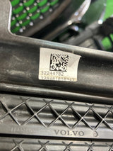 ZDERZAK PRZEDNI VOLO XC60 II LIFT R-DESING WENTYLATOR CHŁODNICA ŻALUNR.1155