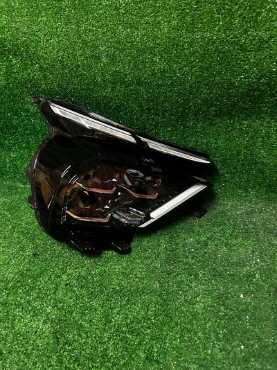 REFLEKTOR PRAWY CITROEN C4 III LIFT