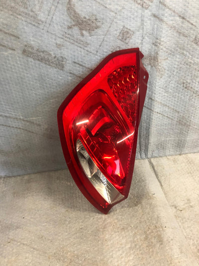 FORD FIESTA MK7 LIFT LAMPA LEWA TYLNA LEWY TYŁ nr.0