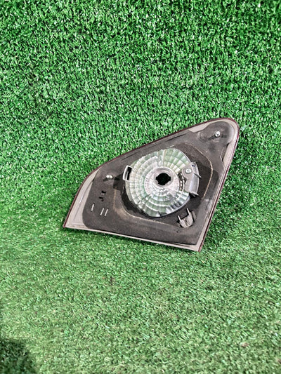 LAMPA TYŁ TYLNA PRAWA TOYOTA COROLLA E15