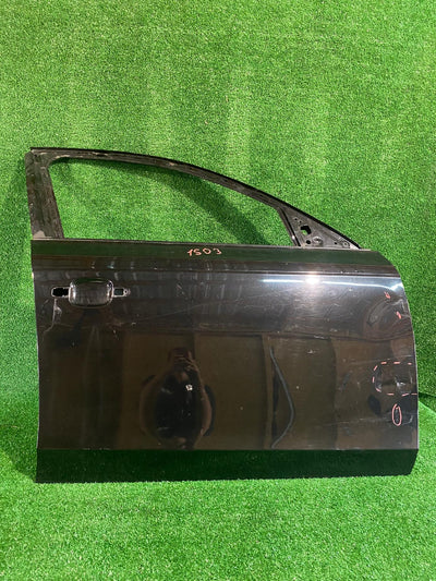 DRZWI PRAWE PRZEDNIE AUDI A4 B8