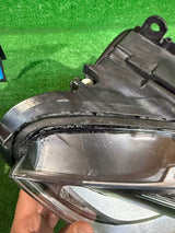 REFLEKTOR PRAWY BMW X5 F15 X6 F16 XENON NIESKRĘTNY 7290054 nr:685