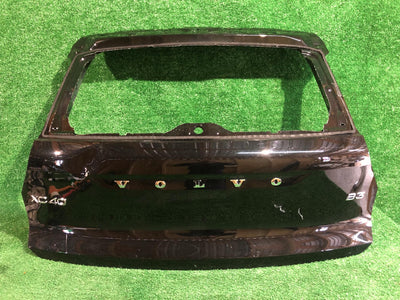 KLAPA TYŁ TYLNA VOLVO XC40 17-