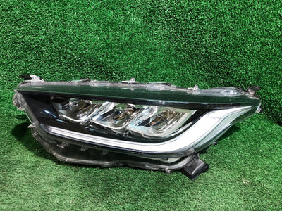 REFLEKTOR LEWY TOYOTA YARIS IV FULL LED