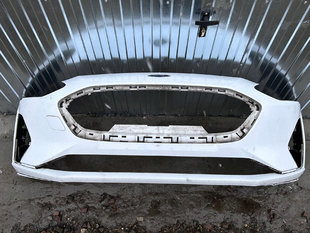 ZDERZAK PRZEDNI FORD FOCUS MK4 nr.00