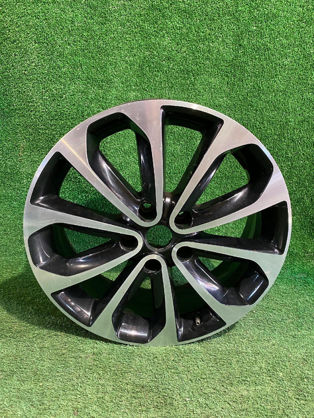 ALUFELGA NISSAN 18” 6.5J ET40
