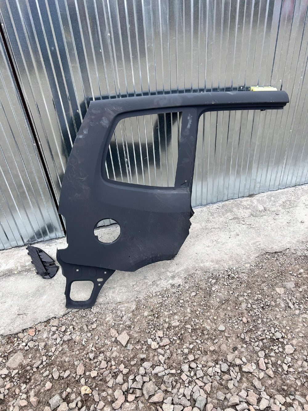 BŁOTNIK TYŁ TYLNY PRAWY VW TOURAN II nr.00