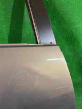 DRZWI TYLNE PRAWE PRAWY TYŁ TOYOTA YARIS IV NR.2515