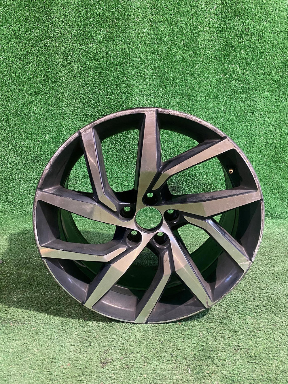 ALUFELGA VOLVO 18” 8J ET42 NR.002