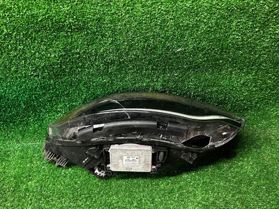 REFLEKTOR PRAWY KIA E-SOUL FULL LED
