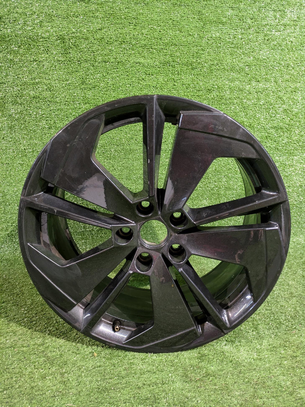 ALUFELGA FELGA ALUMINIOWA SKODA OCTAVIA IV 18" 7.5J ET48 NR.070