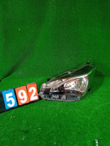 REFLEKTOR LEWY PRZÓD TOYOTA YARIS III LIFT 17