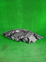 REFLEKTOR LEWY PRZÓD OPEL MOVANO B II LIFT 19- LED NR.786