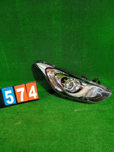 REFLEKTOR PRAWY PRZÓD HYUNDAI I30 II 2011-