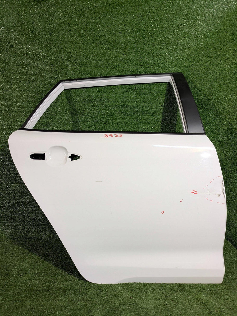 DRZWI TYLNE PRAWE PRAWY TYŁ TOYOTA COROLLA E21 KOMBI 18- NR.3935