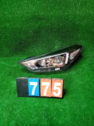 REFLEKTOR LEWY PRZÓD HYUNDAI TUCSON III LIFT 18- NR.775